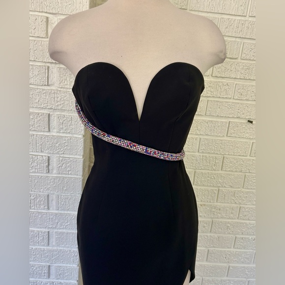 Amanda Uprichard -NWT- Black Strapless rhinestone Asymmetrical Dress - Picture 4 of 9
